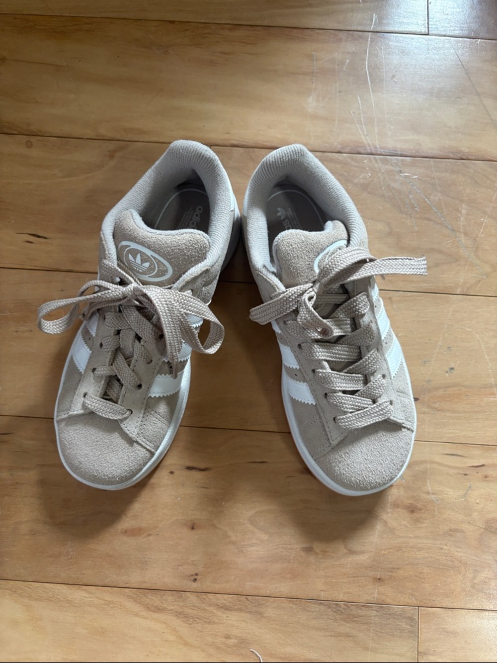 Kids Adidas Campus Beige Suede Sneakers with White Stripes. Never worn